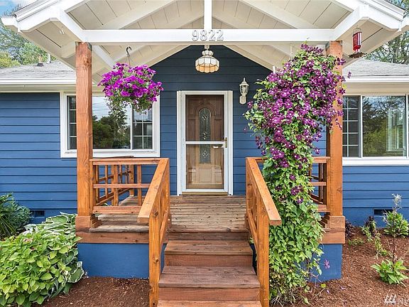This front porch creates the most welcoming entrance and give the home incredible curb appeal.