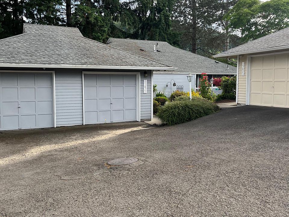 Beautiful nice neighborhood. Single car attached garage is on right.