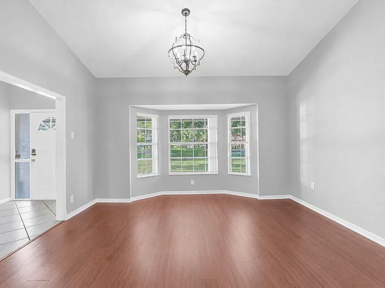 5829 Pitch Pine Dr — Photo 5
