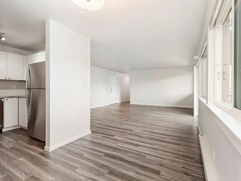 Ekilai Apartments - Spacious 1 Bed, 2 Bed Units & 3 Bed Units, w/ Private Balcony ~ Designer fini... — Photo 43