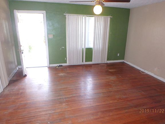 4th image of 3734 Aldington Dr