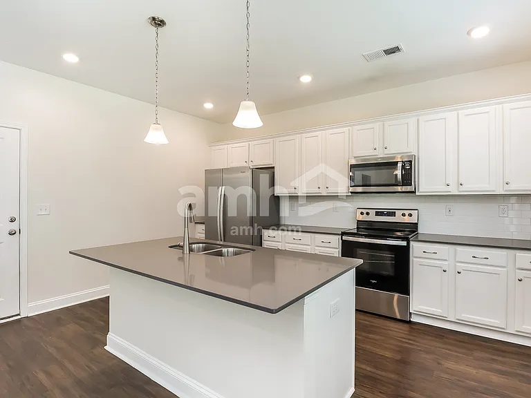 544 Rivermist Dr — Photo 4