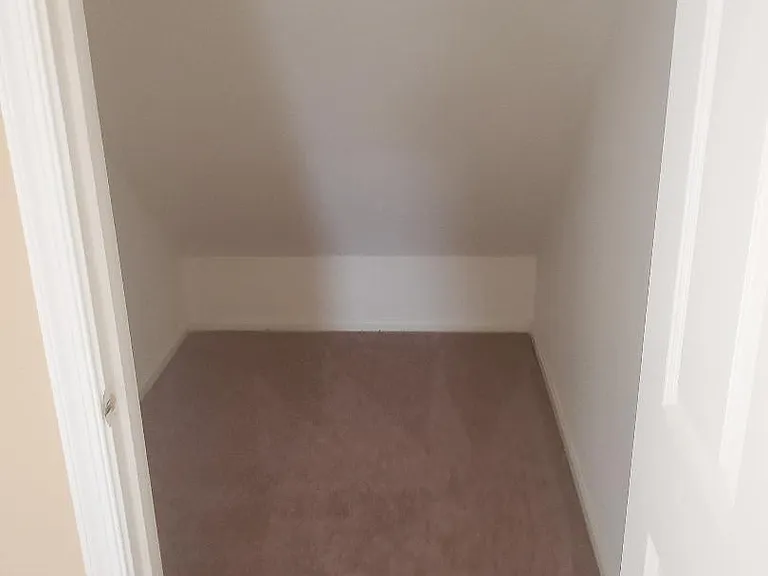 1210 N Vernon St — Photo 4
