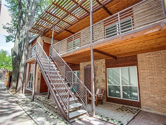 4th image of 4035 Holland Ave