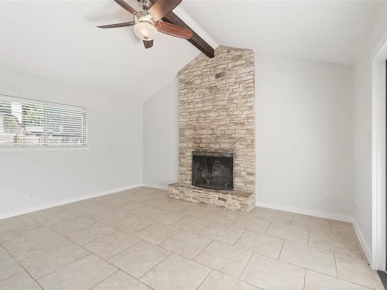 2000 Brookhill Dr — Photo 5
