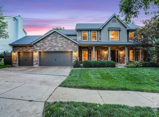 2273 Crimson View Dr, Ballwin, MO