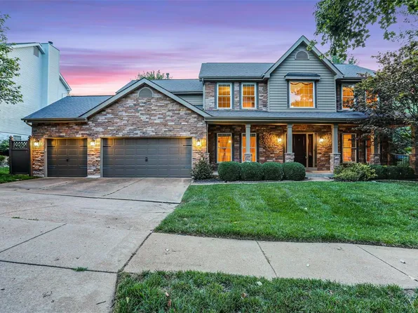 2273 Crimson View Dr, Ballwin, MO 63011