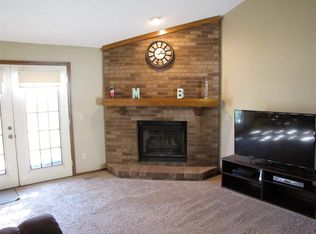 6028 Bellingham Ln, Fort Wayne, IN 46835