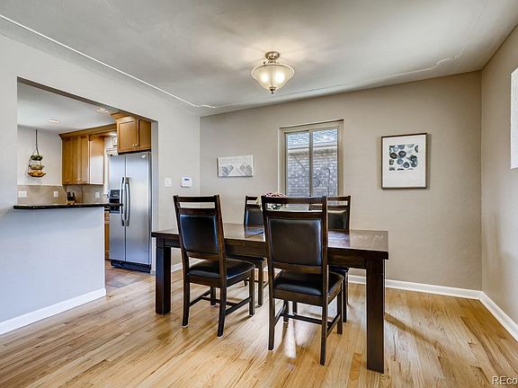 4th image of 3526 Ivanhoe St
