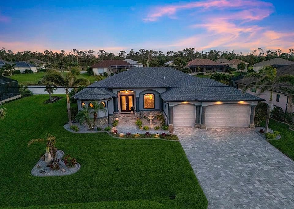 1st image of 1129 Rotonda Cir
