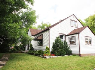 5056 N Lovers Lane Rd, Milwaukee, WI 53225