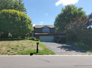 408 Butternut Ln SE, Saint Michael, MN 55376