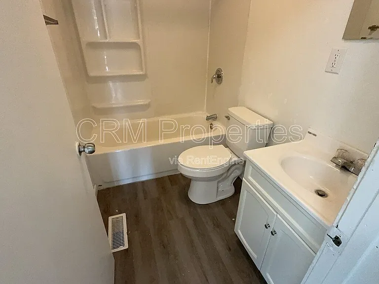 1411 N Courtland Ave — Photo 14