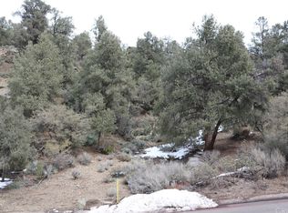2120 Woodland Dr, Pine Mtn Club, CA 93222