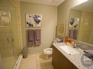 6477 NW 201st Ter, Hialeah, FL 33015