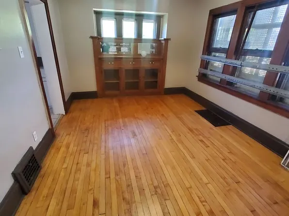 3419 N 11th St, Milwaukee, WI 53206