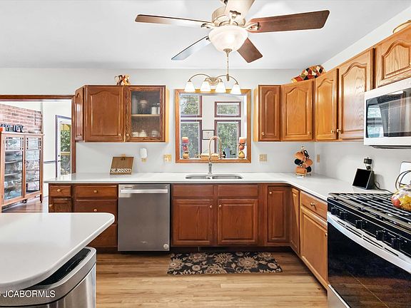 5th image of 1704 Chelle Ln