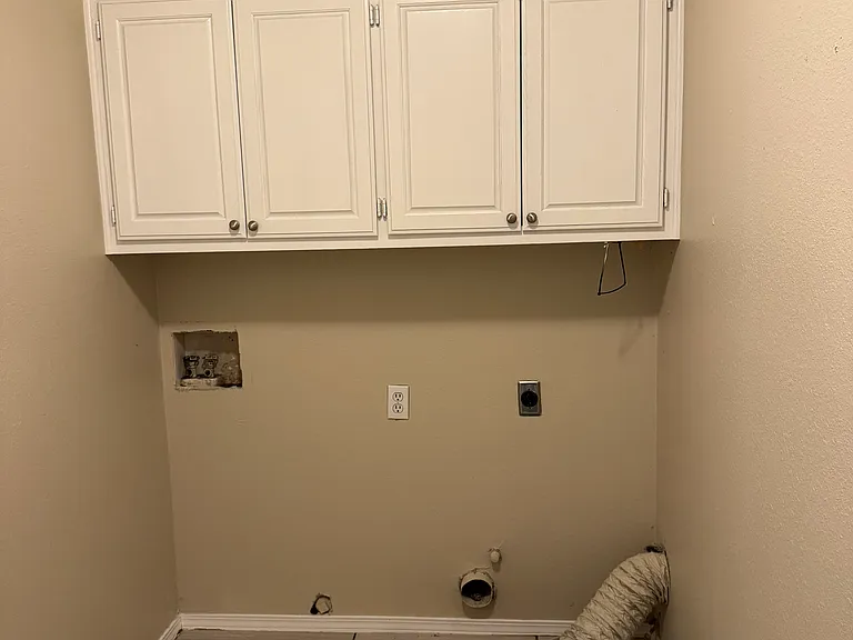 223 N Valley Dr — Photo 21