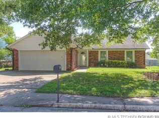 3305 S Ash Ave, Broken Arrow, OK 74012