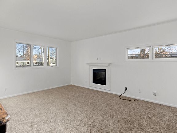 4th image of 2104 Silver Sage Trl