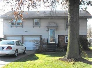 2721 S Fremont Ave, Springfield, MO 65804