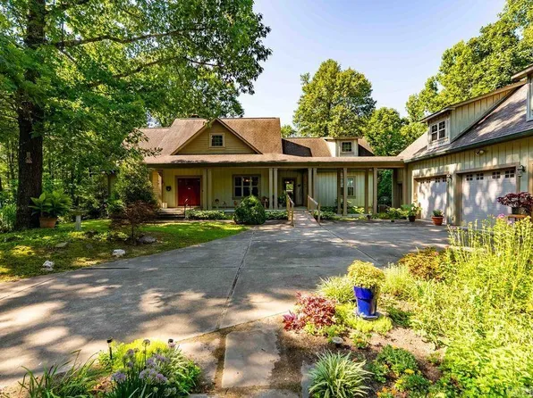 387 Pryor Dr, Malvern, AR 72104