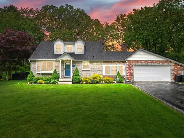 111 Eton Downs, Cortlandt Manor, NY 10567