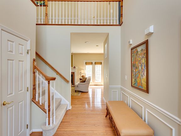 3rd image of 7413 Silent Willow Ct