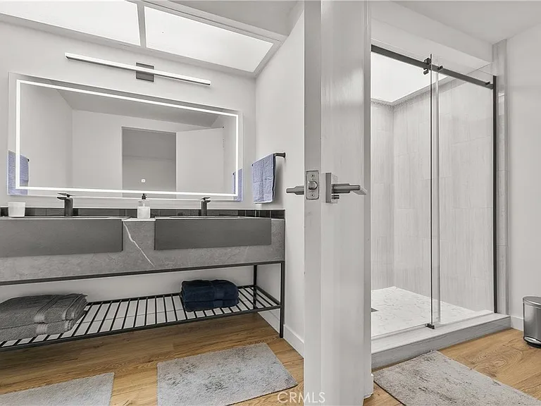 4745 S La Villa Marina #J — Photo 15