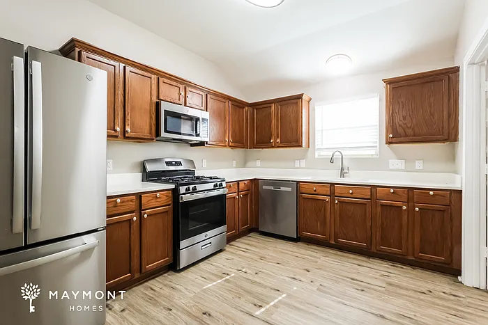 816 Lightningbug Ln — Photo 8
