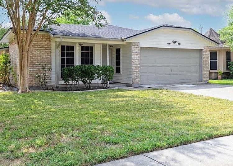 2nd image of 7050 Clubgate Dr