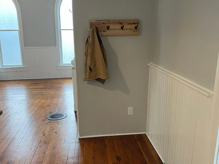 511 Front St #2 — Photo 8