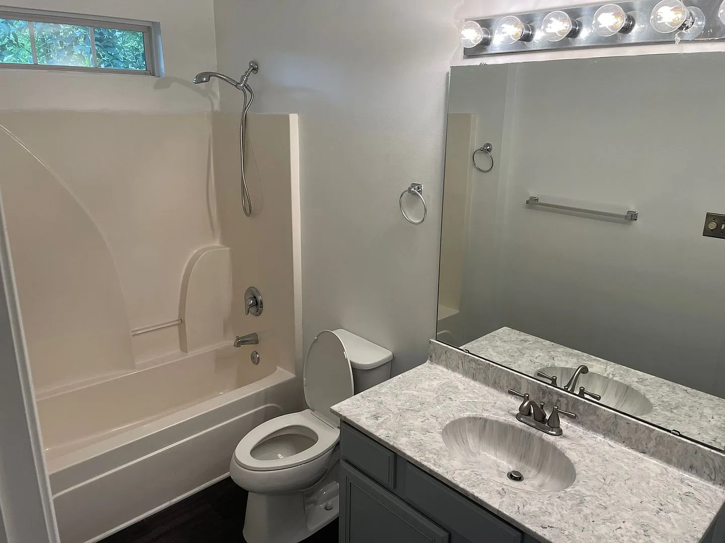 Room in 3 Bedroom Home at Tennyson Dr — Photo 4