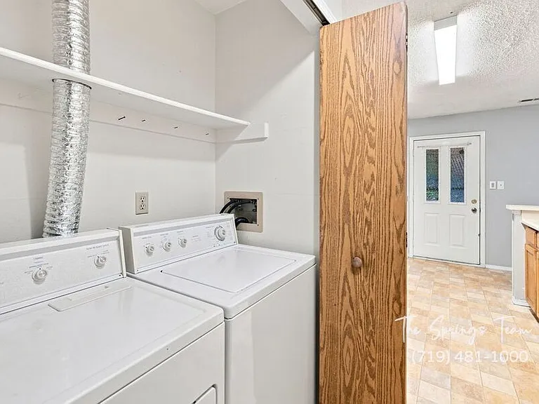 4349 Hunting Meadows Cir — Photo 21