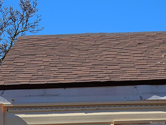 3rd image of 19746 Cooley St