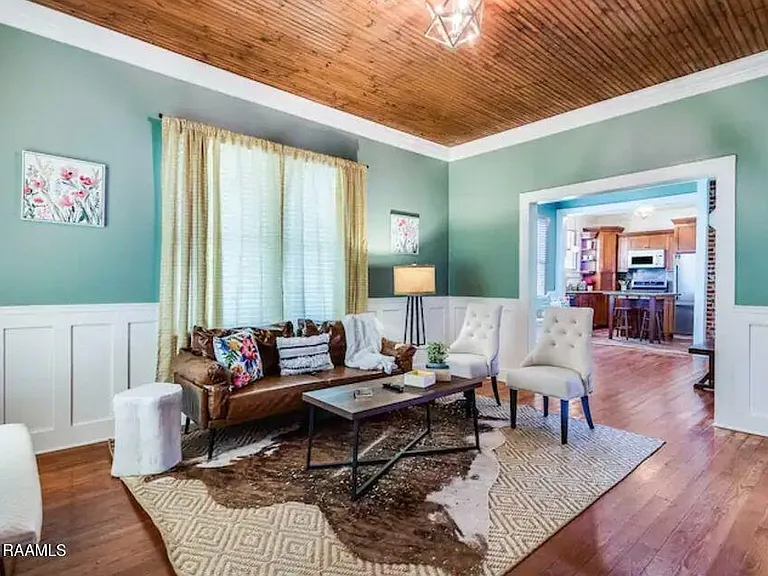 115 General Gardner Ave — Photo 3