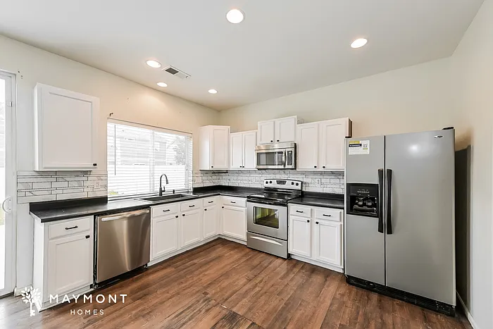 5551 Kirk St — Photo 3