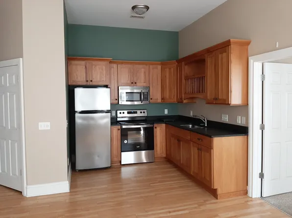 75 E Market St APT 202, Harrisonburg, VA 22801
