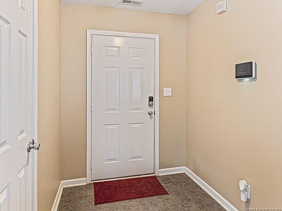 5th image of 517 Northwoods Dr