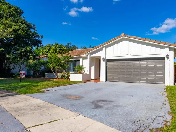 9811 NW 26th Court, Coral Springs, FL 33065