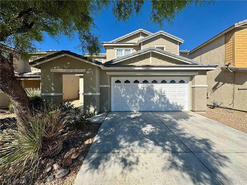3 bed, 2.5 bath, 1615 sqft, $1,900 — Photo 2