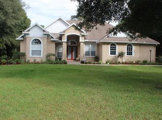 17718 Pine Knoll Dr, Dade City, FL 33523