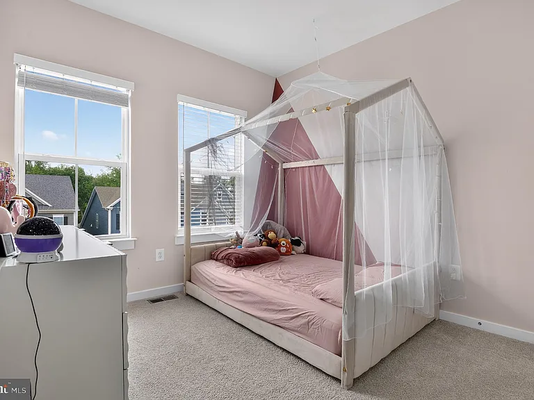 17926 Woods Overlook Dr — Photo 16