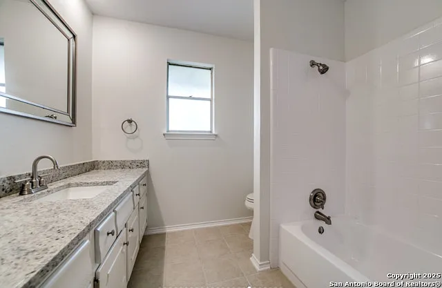 3418 Wimbledon Dr — Photo 31