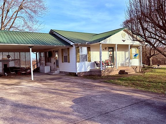 3rd image of 65 Pleasant Hill Rd