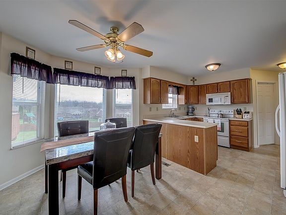 4th image of 10537 Williamswoods Dr