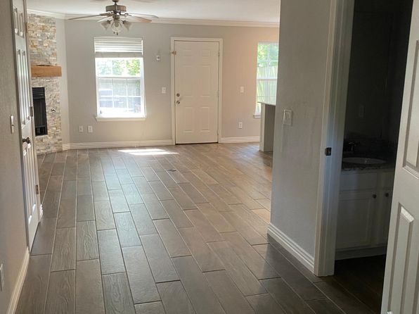 2325 W Skyler Dr