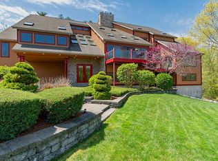 35 Skyline Cir, Canton, MA 02021