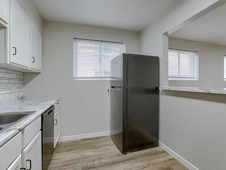 1332-1334 S 30th Ct — Photo 17