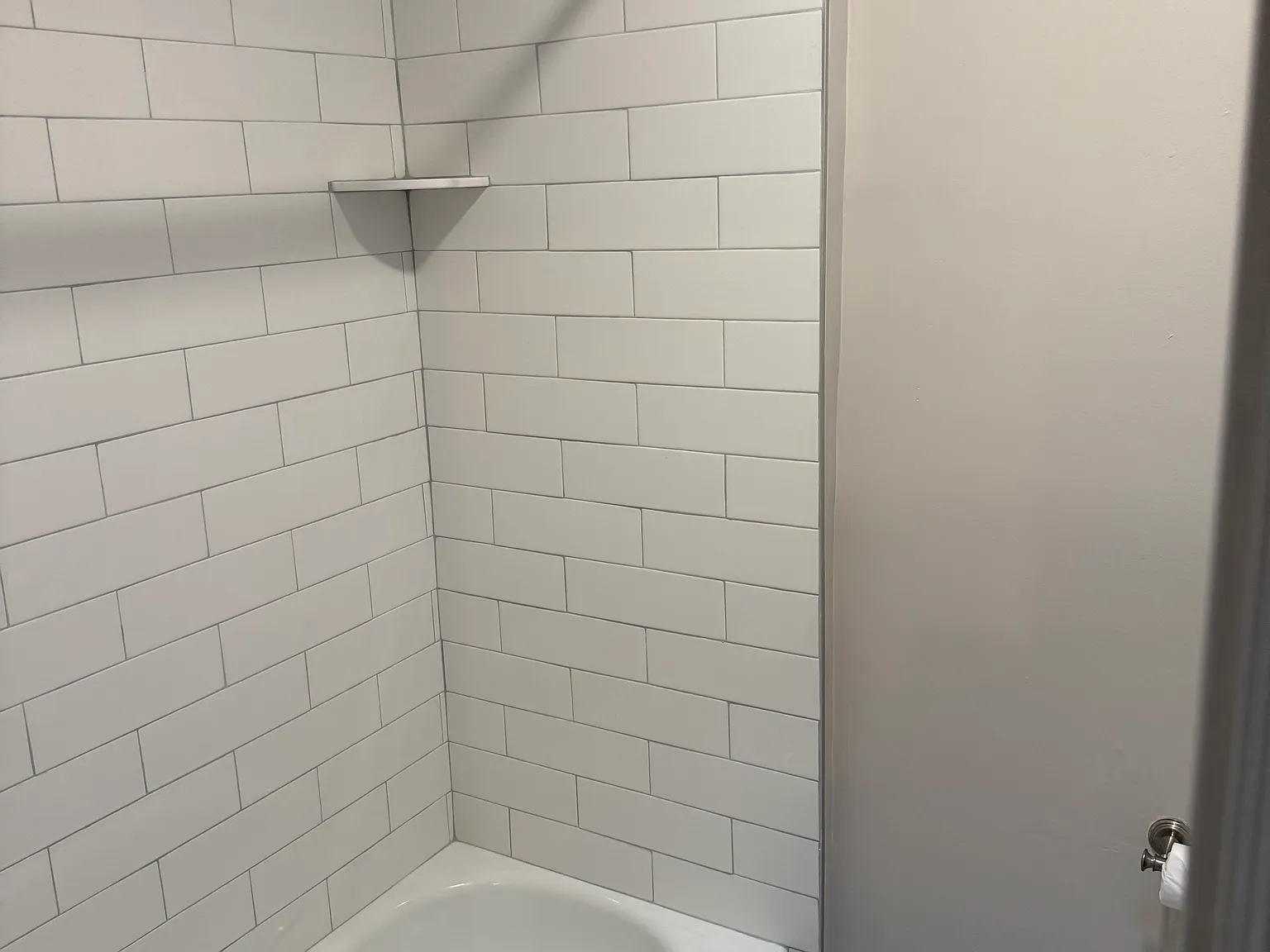 3 bed, 1320 sqft, $2,400 — Photo 1